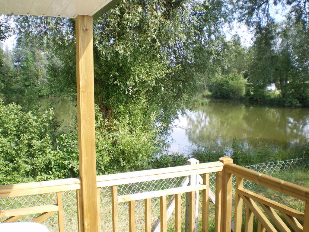 Aux Cygnes D'Opale Hotel Blangy-sur-Bresle Kamer foto